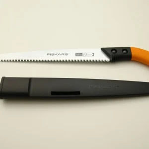 Značkový FISKARS 1001620 Zahradní pilka s pevnou čepelí 49 cm